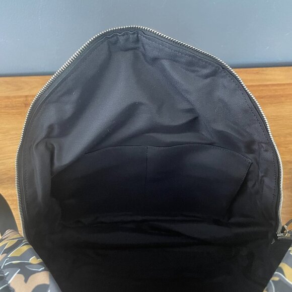 Tod's Italy Tech Zaine Easy Lacci Nylon Graphic Backpack, XDMMDDGT3L0JWJ987N - Picture 5 of 11